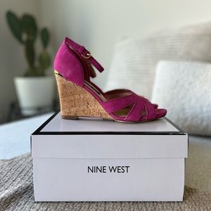 New Nine West Heel sandal